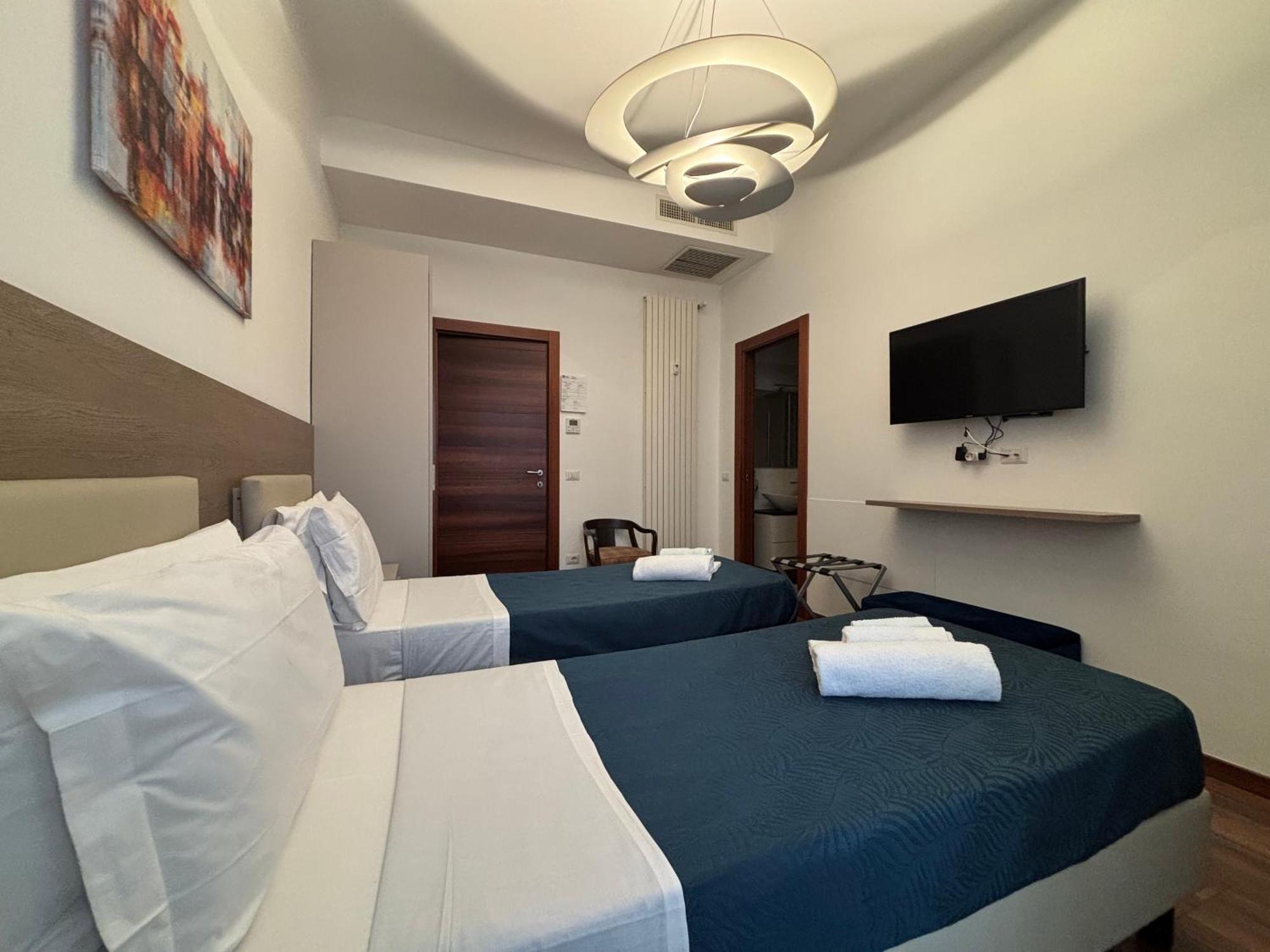 Hotel Enjoy Milano Skyline Exterior foto
