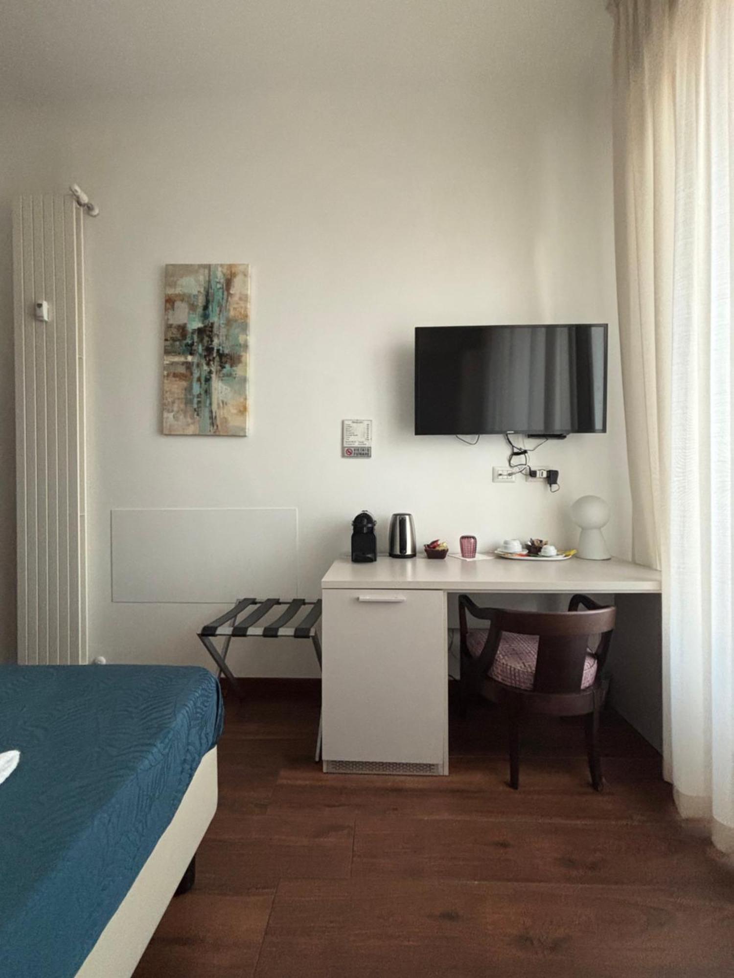 Hotel Enjoy Milano Skyline Exterior foto