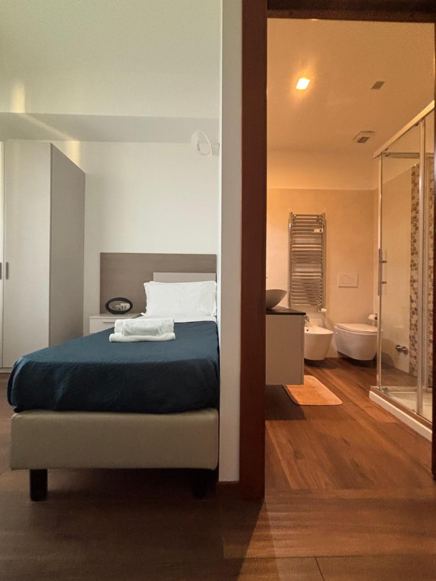 Hotel Enjoy Milano Skyline Exterior foto